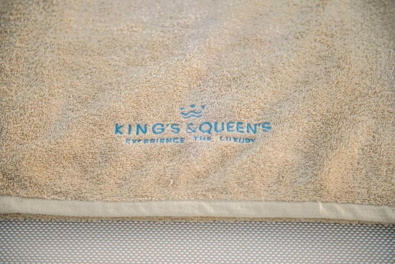 Апарт-отель King's & Queen's - With Private Pool *