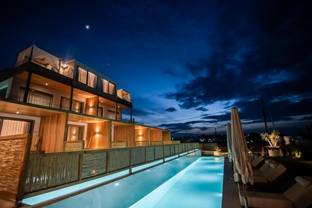 King's & Queen's - With Private Pool Апарт-отель *